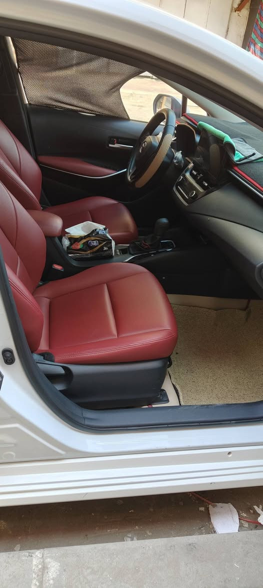 كورلا هايبرد 2024 محجوزه للمصرف رقم بغداد
مقترض وكفيل نفس البيت بالشطره ماشيه 68 الف كم بيها بارد بالجاملغ الايسر الامامي مرجع بارد 
مكانها ذي قار
***********
