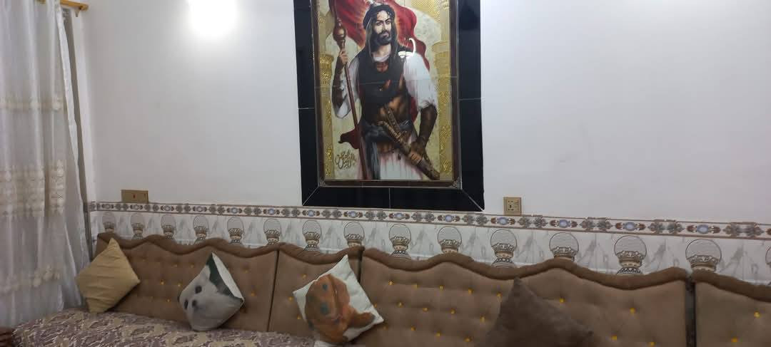 للبيع بيت حديث البناء (2021) بتصميم عملي ومريح ✨
يتكون من طابقين: 🔹 الطابق الأول: غرفة نوم + استقبال + مطبخ + صالة + مجموعة صحيات متكاملة
🔹 الطابق الثاني: غرفة نوم (سويت) + صالة
🔸 يحتوي البيت على سطحين
مساحة البيت 120 متر
🔸 جنس العقار: طابو زراعي
📍 الموقع: حي الفارس / عبور النهر
💰 فرصة مميزة للسكن أو الاستثمار
📞 للاستفسار: ***********
