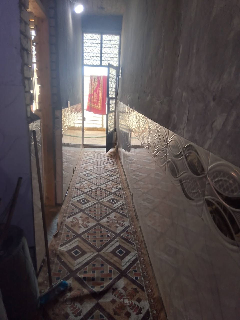 السلام عليكم بيت 100 م بنيان جديد ماي كهرباء انترنت سيراميك كامل نقص ابيض وكاش عنوان مقابيل مول شاكر شارع شارع قهوه سوالف ليل بيت بنيان درجه اولى شبابيش تفصال  رافت درجه اولى بيع ابو مراوس سعر 35 وبي مجال *********** مقابيل الملك مقابيلك شارع 15
