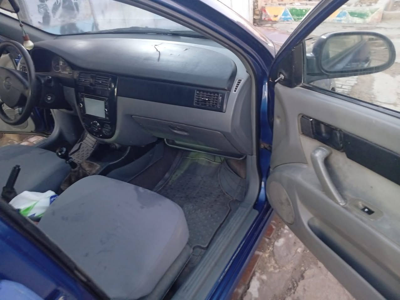 سلام عليكم وابتر  للبيع موديل 2005 سيارة سابقن مكفولت  صار حادث بس لباب وجاملع مصلحة باقي بس عله صبغ بدون دواخل واضحه كدامك بصورة  سيارة باقي عله بلادي  محرك وكير مكفولت رقم بغداد مشروع وطني  تحويل ثاني يوم   سعر ٥٢ وبيهه مجال عنوان بغداد مدينة لصدر استفسار ***********
