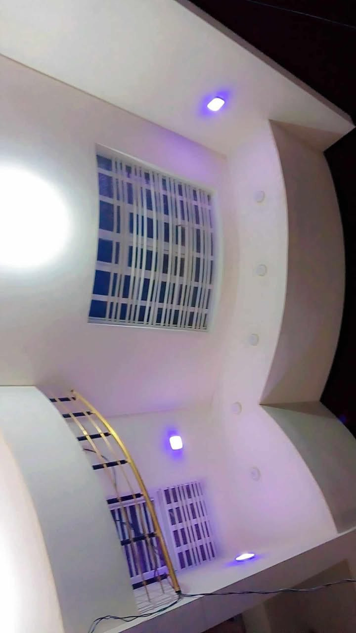 مشتمل للبيع في حي الدوانم المعمل موقع ممتاز 
مساحة 110 بناء ممتاز ما ناقصه شي ابدا 
للمزيد من التفاصيل مراسلة الصفحة او الاتصال على الرقم
***********
