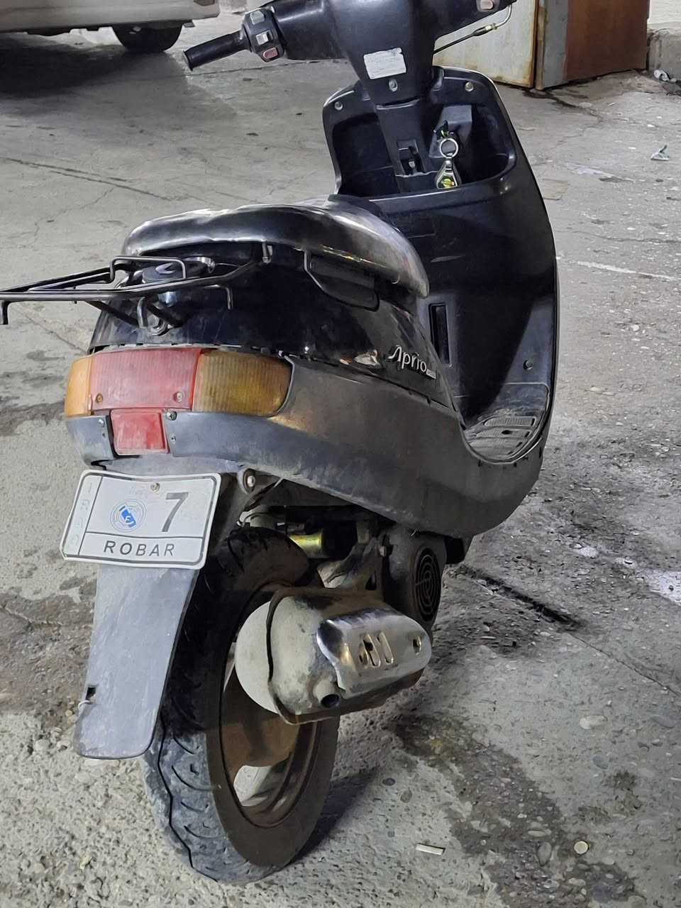 ماطور بوتين ٦٠
مكينه شرط ما مفتوحه
شاصي شرط 
انطيك معدل وشلعه شرط 
ماطور كشرو ما بي شخطه
وايرمنيه كلو شغاله سلف اشاير هورن 
ماطور ما تصرف عليه ربع  
تك سكريته ما دبل 
قطره اكسن ما بي 
قفل ستيرن 
السعر ٣٥٠ وبي مجال 
***********
