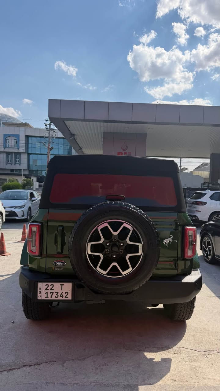 �🔥 فرصة لعشاق القوة والمغامرة! 🔥🚙

�🔥 للبيع ✅   – Ford Bronco 2024  outer banks 🚙✅

🛕العنوان / اربيل 
للاستفسار 

*********** ☎️☎️

رقم أربيل الجديد وبأسمي شخصيآ فحص وهزة كله جاهز 

✨ عداد: 20.000 كم فقط

✨ محرك V4 سعة 2.3 لتر تيربو

✨ قوة هائلة تصل إلى 330 حصان 🏁

✨ فئة: Big Bend العملية والمليئة بالمزايا

✨ سقف متحرك بالكامل (Removable Top) لعشاق المغامرة

✨ لون خارجي مميز جداً بتصميم جبلي Rugged 🏔️

مواصفات فئة Big Bend:

✅ نظام دفع رباعي 4x4 مجهز للطرق الجبلية والصحراوية.

✅ عجلات 17 إنش مع إطارات مخصصة للطرق الوعرة.

✅ مقصورة داخلية رحبة مع شاشة 8 إنش SYNC 4 تدعم Apple CarPlay وAndroid Auto.

✅ أنظمة أمان متقدمة: كاميرا خلفية + مساعد ثبات + وسائد هوائية متعددة.

✅ وضعيات قيادة متعددة (G.O.A.T Modes) تناسب جميع التضاريس.

💡 سيارة مغامرات بامتياز، تجمع بين القوة – الراحة – التصميم العصري.

📍 لا تفوت الفرصة! تواصل معنا الآن 📞 أربيل, العراق
