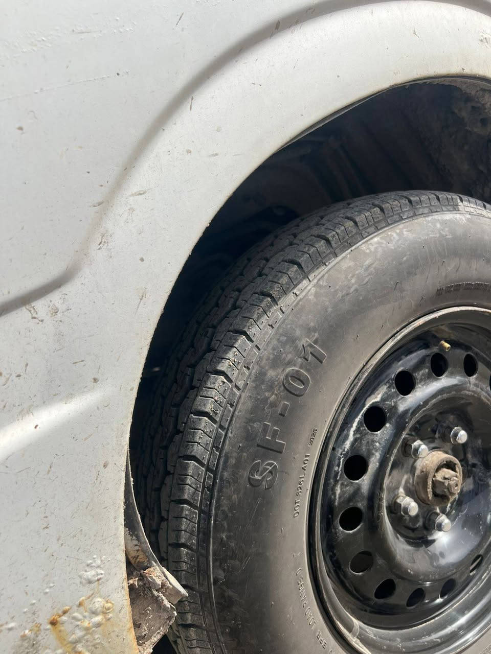 سلام عليكم شباب فتون 2009 تخم تاير جديد مكينة فور واي لا تنقيص ولا تبخير سنوية عظم عاج غرفة ناضيفة رقم احمر اتكفل سرقة وعشائر ريدها 17 ورقة مكاني الدورة حي الصحة ***********6 ضاغطة جديدة سنجيل جديد فيتبم جديد سيارة كلشي ما بيها
