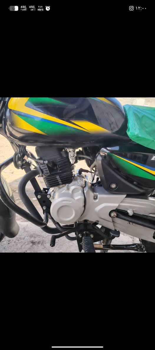 يا الله
السلام عليكم دراجه بوكسر موديل 2022
مرقم إنكليزي تحويل ثاني يوم 
استخدام شخصي نضاف ١/١مثل ما موضح بل صور 
دراجه جاهز كبل للشارع ربع ما تحط عليه 
مكينه ناعم وتخبل دراجه خير من الله
مكان الدراجه كاطون الرحمه 
1950وبيه مجال حك جيتك وتدالال


**إذا كنت صاحب هذا الإعلان وتريد حذفه لأي سبب، رجاءا أرسل رسالة إلى الدعم الفني**