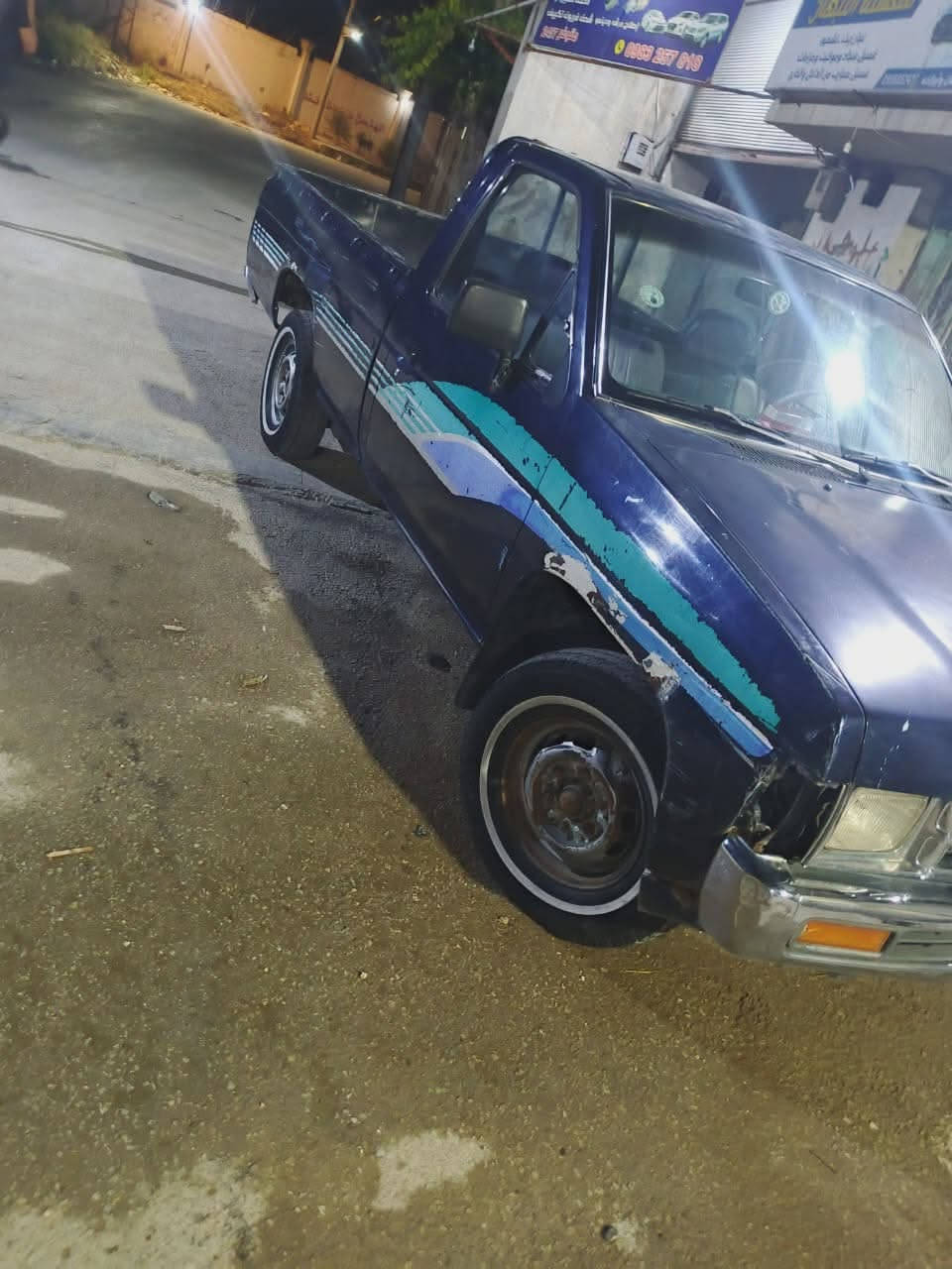 بس ب 4500$ 🔥🔥
البيكاب الاكابر للناس الاكابر 😎 🔥 
🚗 للبيع: بيك آب نيسان – موديل1995 تسجيل لل2000
📌 المواصفات: يابانية أصلية– 
🎨 اللون: كحلي(فضي وبنفسجي) غطاء كحل) 
📏 المسافة المقطوعة: 483,000 كم

✅ المواصفات والوصف:
• محرك– 4 سلندر – قير عادي – اقتصادي وقوي .. جبار 
• مواصفات ياباني أصلي من الوكالة
• هيكل وكالة ودهان أصلي بالكامل  نظيف جداً – بدون حوادث
• مكيف هواء بارد جداً 
• داخلية نظيفة جداً – مقاعد جلد بحالة الوكالة فرش جديد 
. دواليب جديدة الأربعة تاريخ 2025 مامشي عليهم1000
• ممشى قليل جداً (483 ألف كم) – كأنها جديدة.. لأن استخدام منزلي وليس عمل تحت أيدينا👍🏻
• صيانة دورية
• أوراق كاملة وفحص ساري – جاهزة للنقل فوراً

🔥 سيارة نادرة بالممشى لأن أستخدام شخصي.. وضمان ماكينة +قير+شاصية 
لا يوجد حوادث نهائيا
 خالي برا جوا بخ وكالة 
للجادين التواصل ماسنجر 🔥 
تابعونا لتستفيديو من كلشي نزل و رح ينزل بأفضل الأسعار 🔥 
تابعو قناة AT CAR لتستفيدو  جميع انواع سيارات و بأفضل الاسعار 🌹https://whatsapp.com/channel/0029VbBmKXc3wtb8aARjL70m
و حابب تعرض سيارتك عنا تواصل معنا ماسنجر 🌹


**إذا كنت صاحب هذا الإعلان وتريد حذفه لأي سبب، رجاءا أرسل رسالة إلى الدعم الفني**