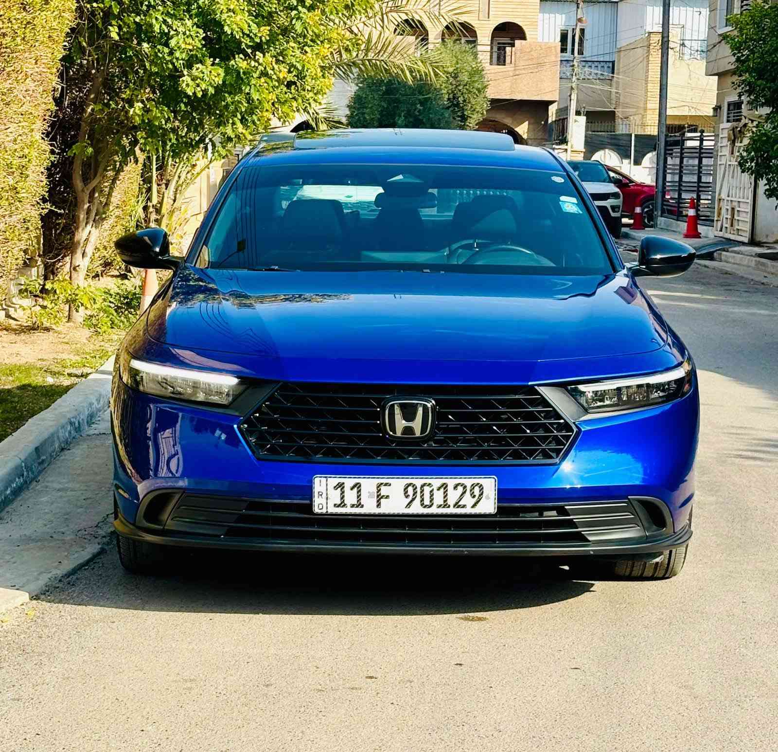 السلام عليكم 
هوندا اكورد 2024 سبورت هايبرد 
(رقم بغداد باسمي ) 
ماشيه 11 الف
وارد امريكي حادثه دعاميه خلفيه فقط بدون صبغ بدون تعديل بدون تبديل تفحصه وين ميعجبك صور آمريكا بلمنشور 
مواصفاته :- فتحه , بصمه , كرسي كهرباء , شاشه , كأمره خلفيه دواره ,رادار امامي خلفي جانبي, تحديد مسار, دشبول ديجيتال, لايت امامي زينون ,
مكان السياره المنصور 
السعر( 22.500$ )يعني( 225 ورقه) بي مجال
***********
