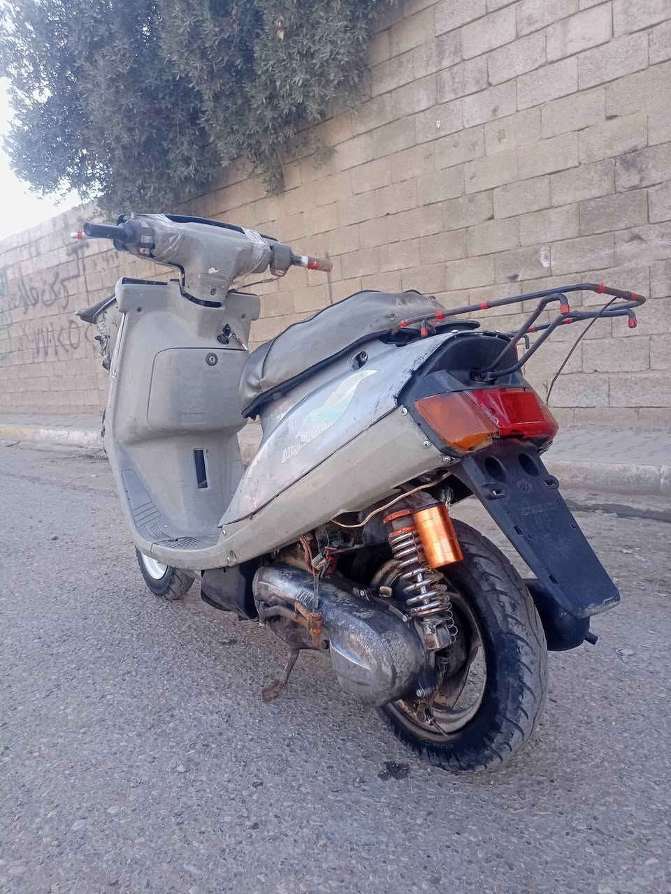 سلام عليكم ماطور ياماها للبيع نضيف كهربايات شقاله كفراته بلادي محرك مامفتوح شلعه ومعدل ✈️ تايرات جديده هندر واحد يشتقل صوته ناعم سعره مناسب 150 الشراي يخابر ***********
