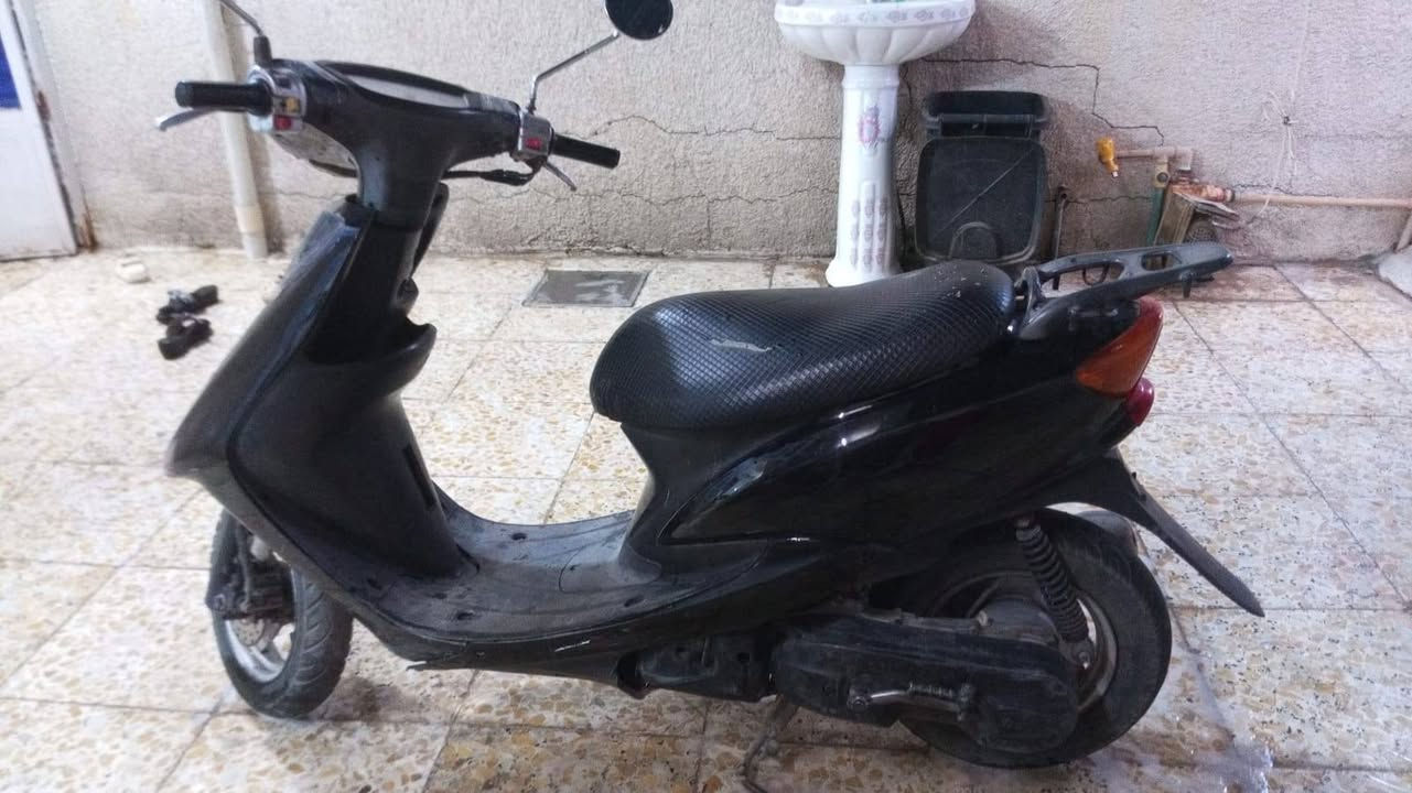 سلام عليكم دراجه عصفوري نضيفه عوزه بس باتري ب250/رقمي***********مكاني بغداد
