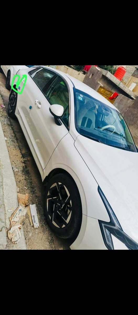 السلام عليكم
رجاء اقرأ المنشور واتصل ع الرقم انه مكلف بنشر
K5
موديل 2025 خليجي سيارة وكالة ساحبها من شركة Kia
كتاب شهداء ماشية 5 الف كيلو سيارة بيها ضمان 5 سنوات
وصيانة 3 سنوات بيها بارد بل داير الخلفي الفوك التأثير ع كد شبر موضح داخل الصوره
ومشتغله BDR مكينة وكير وحداده وتبريد سيارة كفاله
خير من الله بحاله الزيرو وقم بصرة محرك 2.500 وبها
تبديله دهن مجاناً من الشركة لمدة 60 الف كيلو او لـ 3
سنوات مكاني البصرة الزبير #السعر 215
للاستفسار ***********
