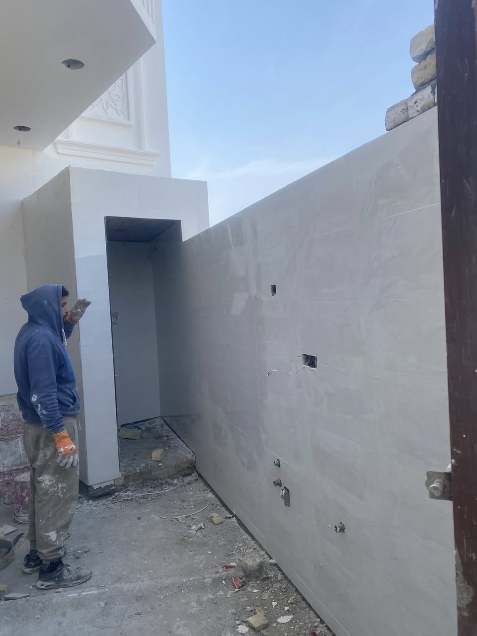 عمل جدران وارظيه بورسلين مرمر كاشي عمل بغداد فقط متفرغ ***********
