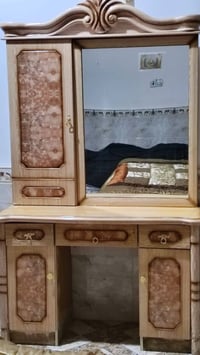 غرفة مستخدمة • للبيع • ممكن تفاوض