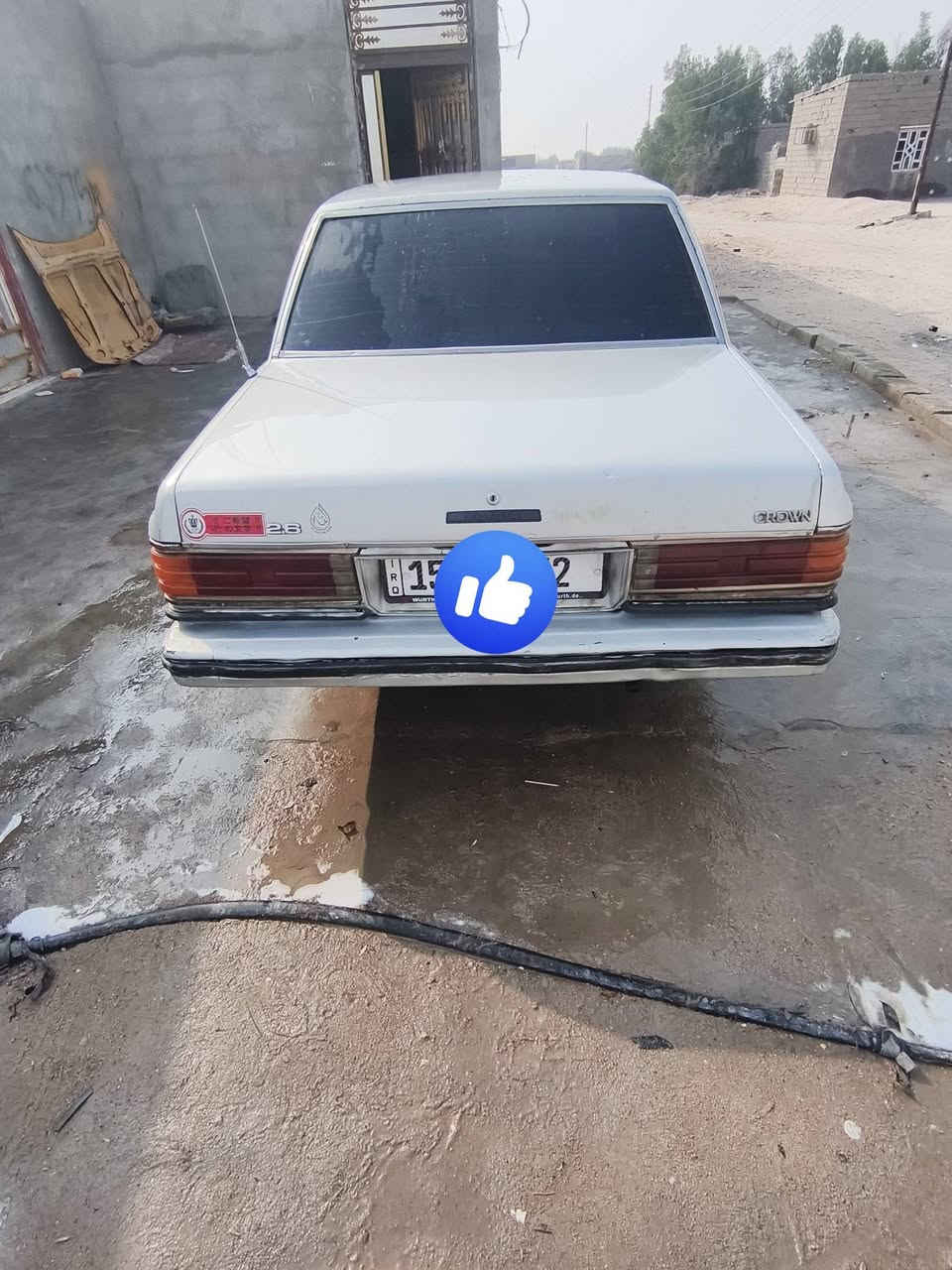 سلام عليكم سياره سوبر لبيع مكينه وكير بلاد مكينه بيه تبخير حداده جديده سياره جاهزه رقم نكليزي  سعره 28 وبيه مجال مكان بصره زبير.     رقم ***********
