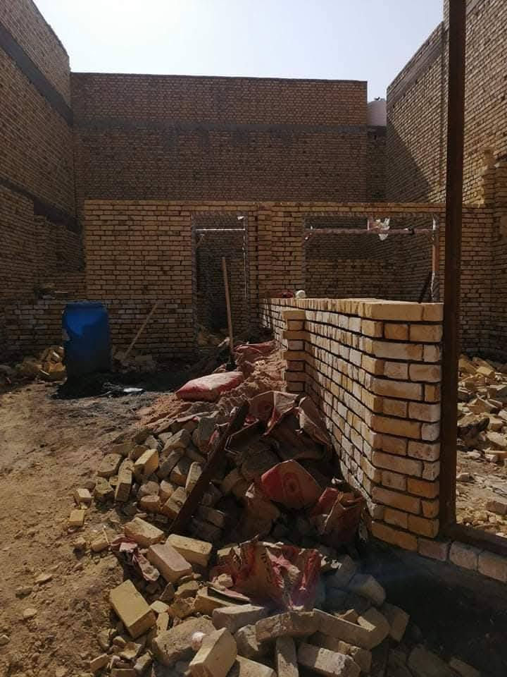 السلام عليكم أخوكم امجد ابو عباس الخلفه لكل انواع البناء الطابوق والبلوك والفرمستون والعكاده كادر متكامل والالتزام عملنه بلمقطوعه وبليوميه العنوان الناصريه المركز للاتصال ***********اخوكم امجد ابو عباس
