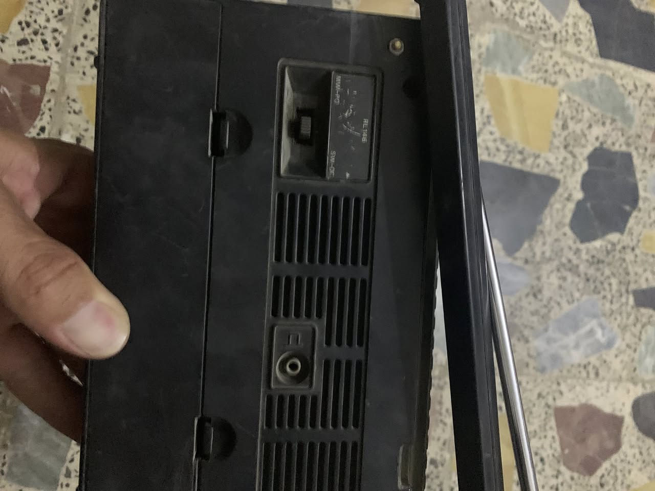 السلام عليكم للبيع راديو قيثارة قديم


**إذا كنت صاحب هذا الإعلان وتريد حذفه لأي سبب، رجاءا أرسل رسالة إلى الدعم الفني**