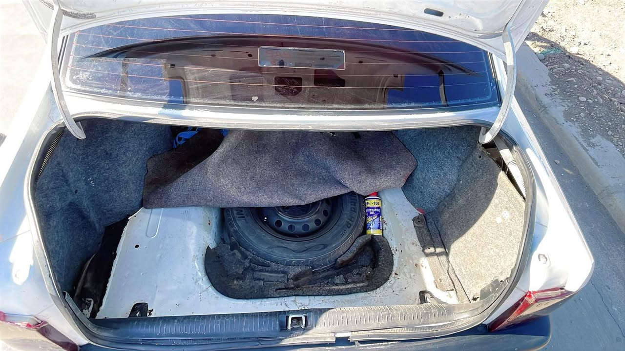 أوبل ڤكترا موديل ١٩٩١
محرك ١٦ كير ومحرك بشرط    
بدون صبغ بدون دعم سياره مثل ذهب سياره كامل مكمل تحويل بشرط سعر)(45)رقم واتسأب)(***********) أربيل, العراق
