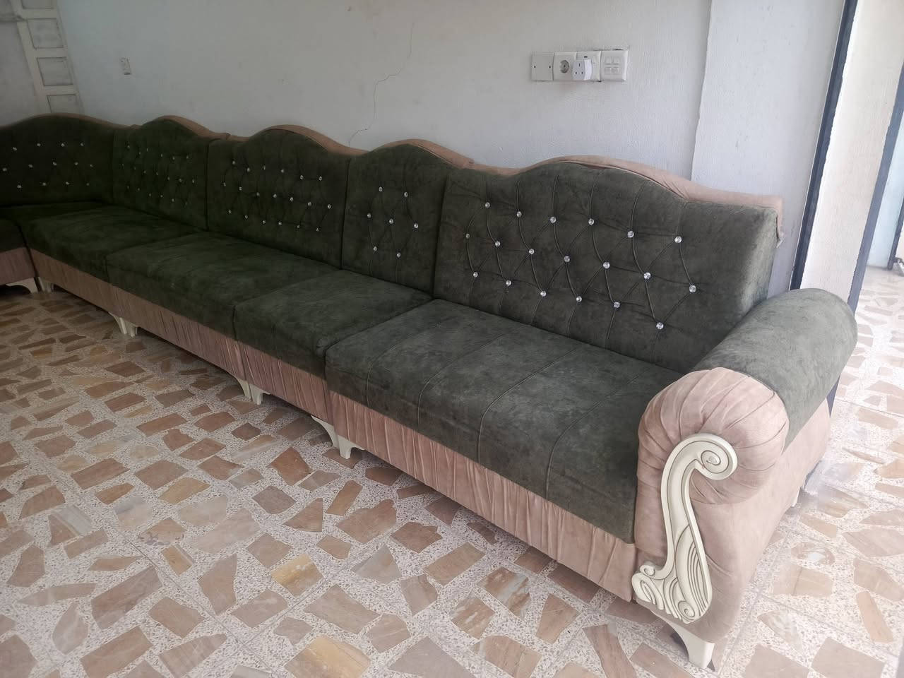 ديوان 7متر ونص نظيف سعر 190


**إذا كنت صاحب هذا الإعلان وتريد حذفه لأي سبب، رجاءا أرسل رسالة إلى الدعم الفني**