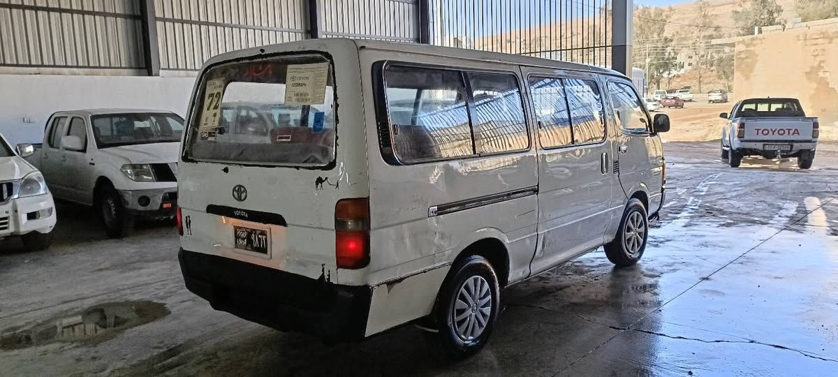 بەناوی خوای گەورە 
***********سعر 24گەڵا  شوێن کۆیە
توێتا هایسی 14نەفەری مۆدیل98 گێڕو مەکینە وێنجیە گێڕ تۆماتیکە ئاڕم پلاستیکی سلێمانیە وسەنەویو وەکالەو مەنەفێستی داخیلبونی لەگەڵە چوارتایی نوێ پاوەر هەردو درگا سکەکانی مەزبوتە تەنزیلو سەماعینوێ  کارەبای مەزبوتە  زۆر توندو تۆڵە أربيل, العراق
