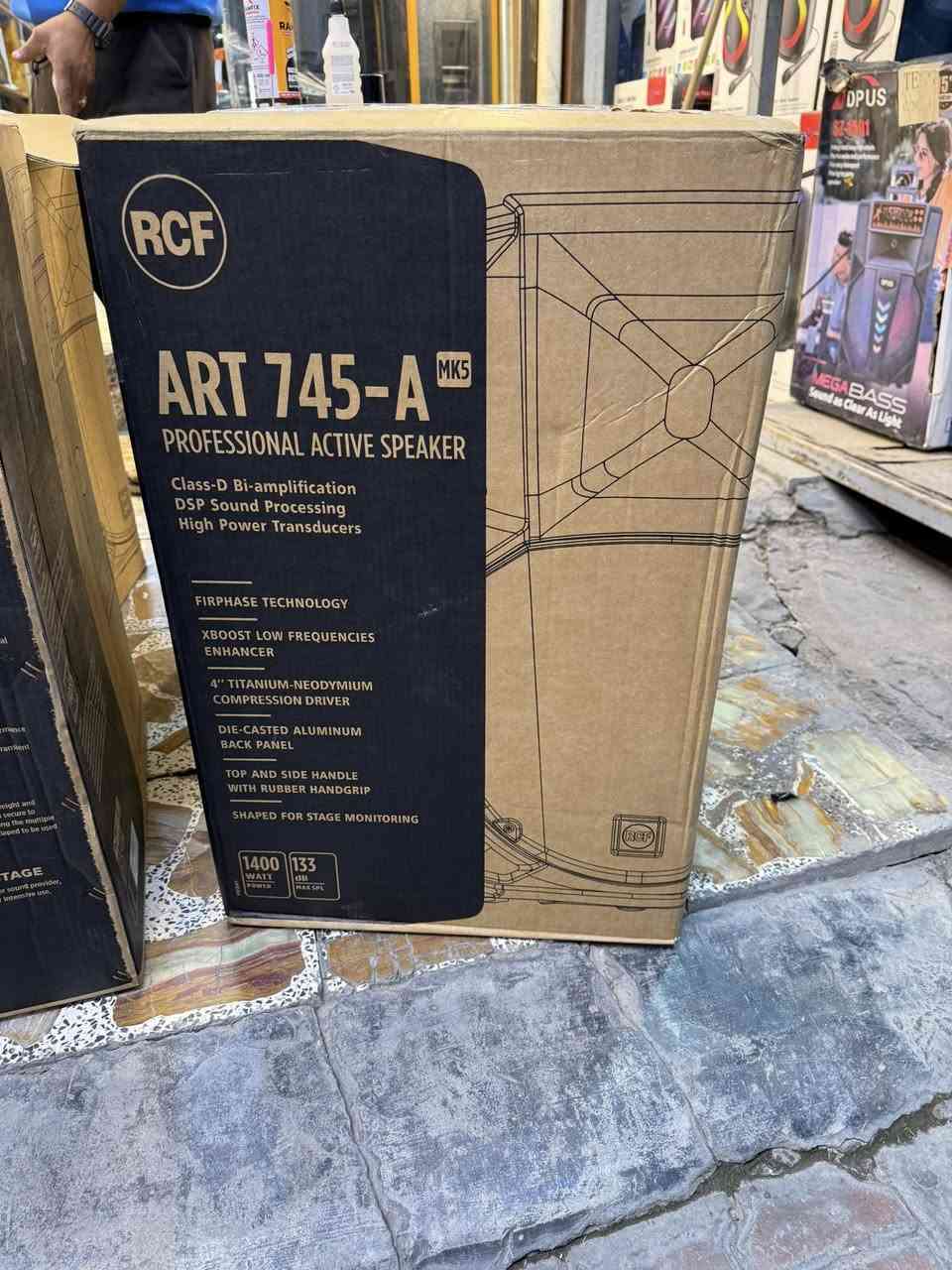 الهم صل على محمد وال محمد 🤲
تم تجهيز الاخوه من معرض ابو شيبه. البياتي للصوتيات 

🔊🔊🔊🔊🔊🔊🔊🔊🔊🔊

يوجد. مفرد بسعر الجمله حصرا

🏢🏢🏢🏢🏢🏢🏢🏢🏢🏢

العنوان مدينه الصدر قطاع 56

مقابل ساحة الصدرين 

🚚🚚🚚🚚🚚🚚🚚🚚🚚🚚

يوجد توصيل الى جميع المحافضات 

☎️***********

☎️***********

☎️***********

☎️***********
