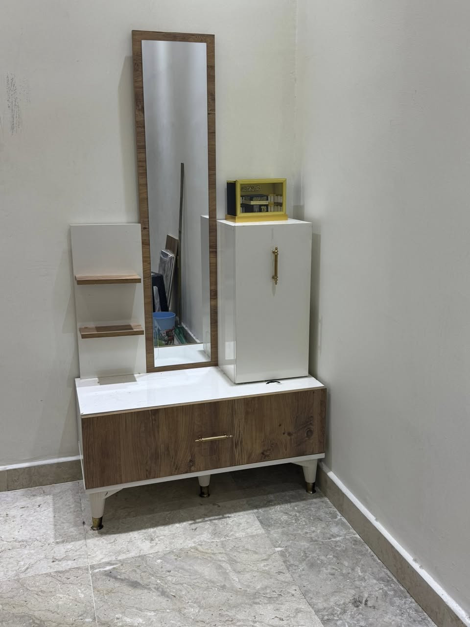 غرفة نوم سريرين مع تخت خشب السعر 450 الف بغداد زيونة


**إذا كنت صاحب هذا الإعلان وتريد حذفه لأي سبب، رجاءا أرسل رسالة إلى الدعم الفني**