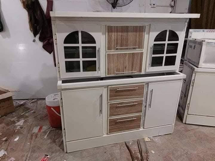 كافة اعمال الالمنيوم وال pvc
كاونترات 
محجرات 
ابواب
شبابيك للاستفسار 
***********
