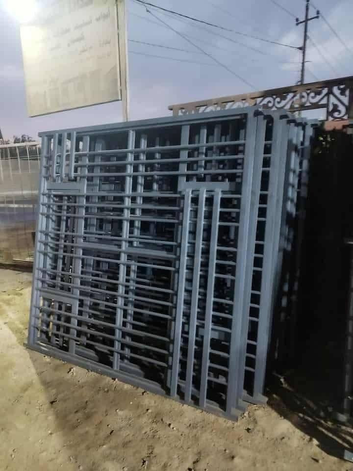 شباك جنل 200 *200 سعر١٢٥ شباك جنل 150 *200 سعر ١٠٥ باب جنل 100 *270 سعر١٣٠ الله يرزق الجميع ***********
