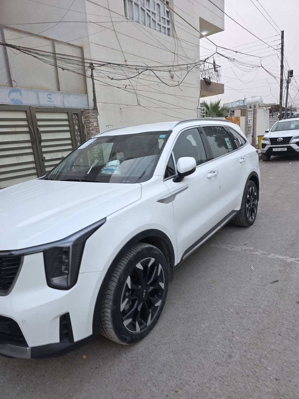 سورنتو 2025
قماره حديد. 
كامره 
حساس  
كشنات كهرباء.  
ويل 20
كير ماوس 
شاحن لاسلكي 
اهوي بعد بيه مواصفات 
***********
