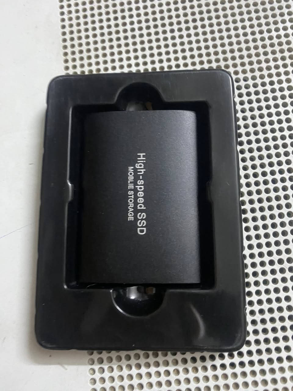 السلام عليكم ثلاث هاردات
2 خارجيات ( الاول مساحة 16 تيرا و الثاني مساحة 2 تيرا )
داخلي ساتا ssd مساحة 4 تيرا 
كلهن مفحوصات وشغالات


**إذا كنت صاحب هذا الإعلان وتريد حذفه لأي سبب، رجاءا أرسل رسالة إلى الدعم الفني**