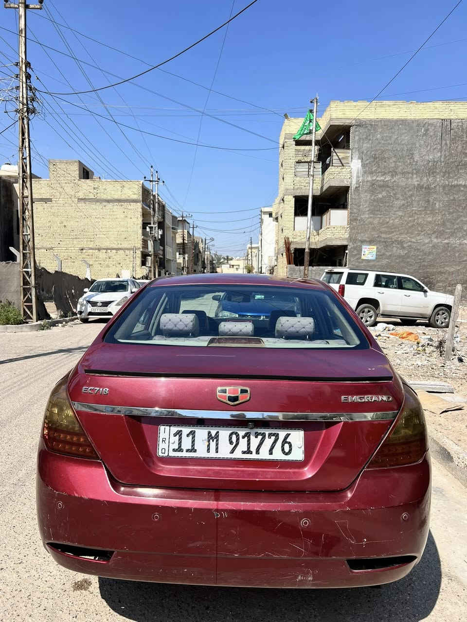 اميكران C7
سيارة تجي وتشوف بعينك وتحكم 

كير ومكينة وراديتر جدد شادهن 

كربائياتها كلها شغالة والسيارة جاهزة

التبريد فقط شحن غاز 

للعلم السيارة منفوضة ميكانيك وكهرباء

موديل 2013

رايدها ب٤٨ وبيها مجال (مراوس حسب القناعة)

***********
