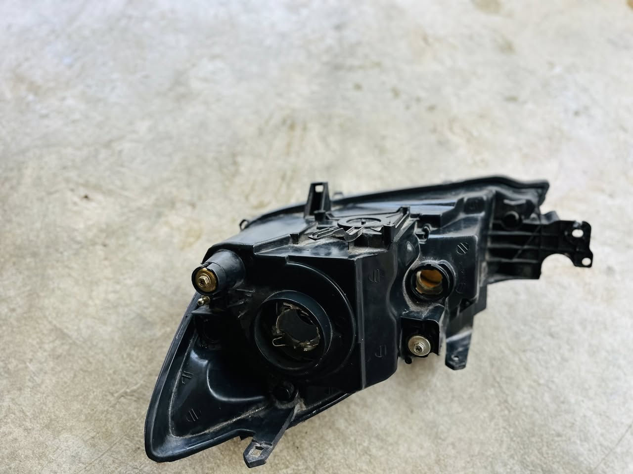 السلام عليكم مازادت لانسر بومة تجاري نظافة فولل السعر 80وبيها مجال مكاني ديالى شهربان 
***********
