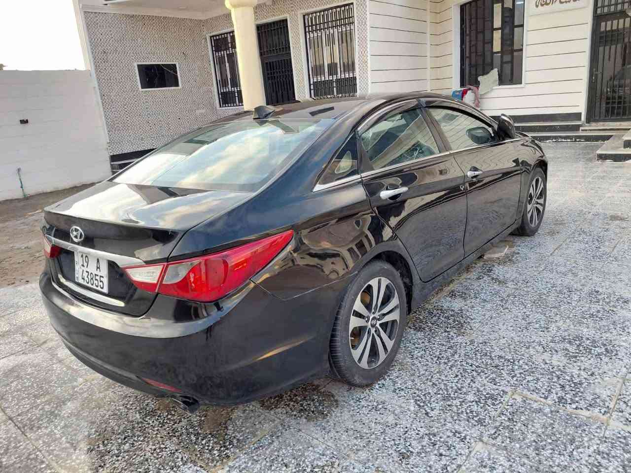 سلام عليكم سوناتا موديل 2013 سنويه 2030 رقم كربلاء انكليزي هزه جديده سياره بسمي تحويل ثاني يوم مكينه 2400  مكينه وكير وحداديه كهربيئيات تخم تاير تبريد مكفولات  موصفات بصمه تحكم جهتين مري شفط كشنات تدفئه تبريد كشنات كهرباء  وجلد تبريد قطعتين سياره فول من عده الفتحه سياره وارد امريكي  بيها طخطخات  ابيع صبغ حزام  رقم الهاتف  ***********مكاني كربلاء مامتواجد على نت سياره كل نقص مابيها السعر 93  بيها مجال حك الجيه
