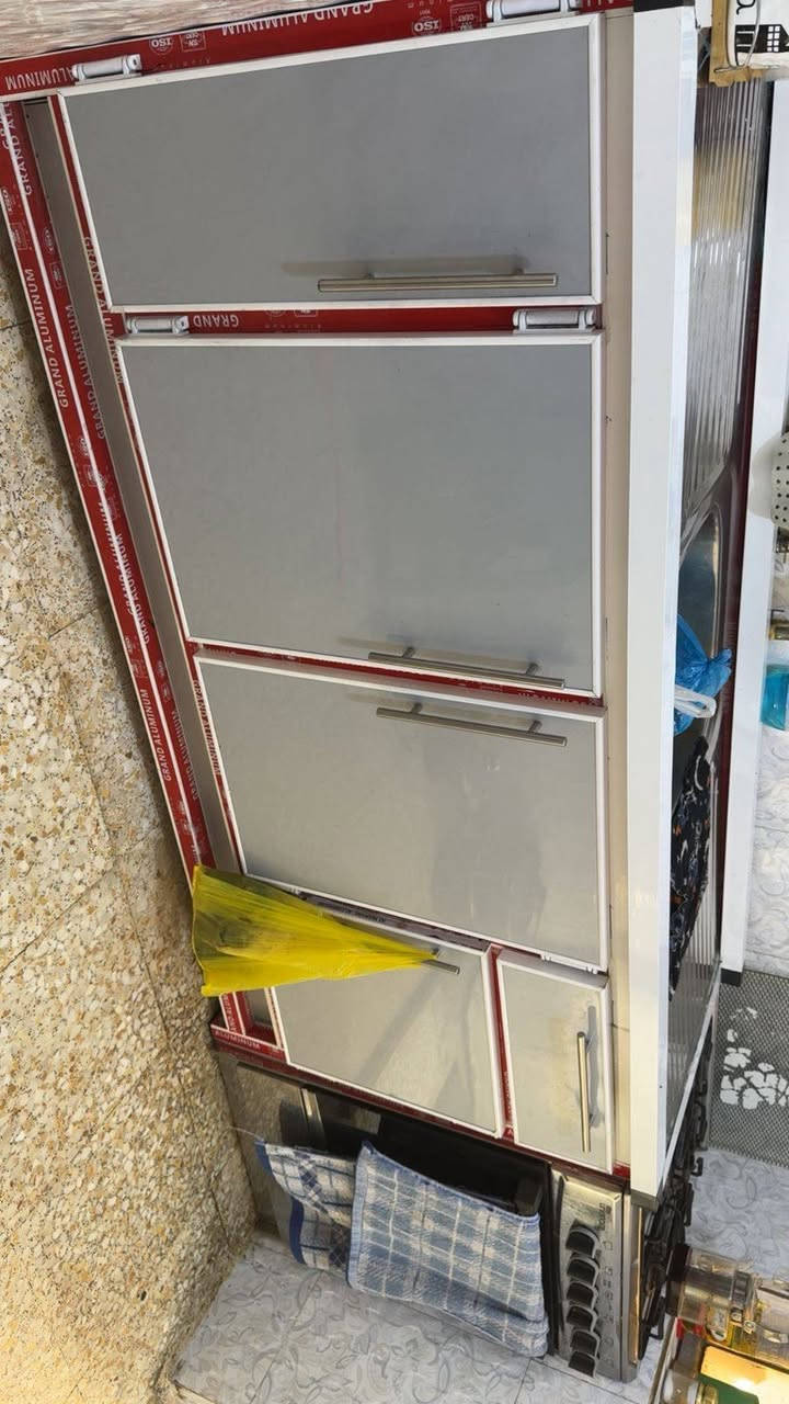 غراض للبيع لغرض سفر كولهن جدد وبيهن مجال مكان كم ساره اترجاكم فقط شراي يدخل خاص


**إذا كنت صاحب هذا الإعلان وتريد حذفه لأي سبب، رجاءا أرسل رسالة إلى الدعم الفني**