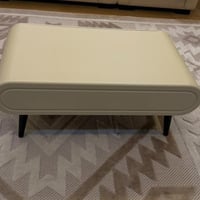 طاولة وسطية • للبيع • تواصل خاص