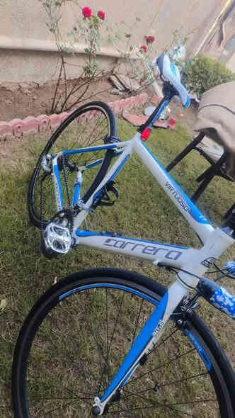 للبيع
دراجة رود ماركه
من شركت VIRTUOSO
سرعه     2 أمامي     8 خلفي
المنيوم بل كامل
سعر الدراجه 350 الف    *********** واتساب
                           *********** رصيد
