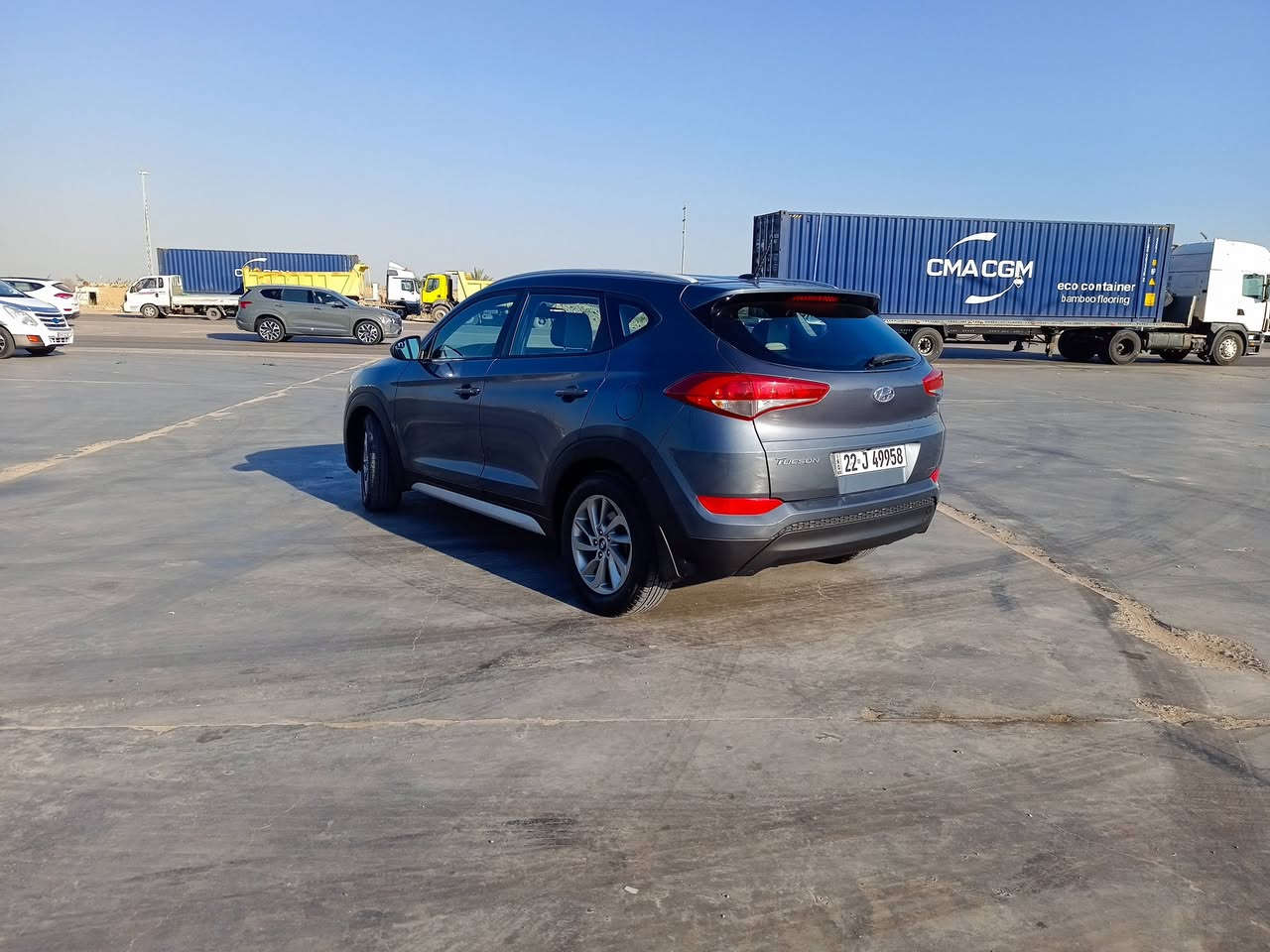 السلام عليكم...
توسان وارد امريكي ٢٠١٧ رقم اربيل سنوية باسمي سنوية جديدة رقم جديد غرامات مصفرة سنوية لل ٢٠٣٠ بية ٣ قطع 
السعر ( ١٤٠) وبية مجال ***********
