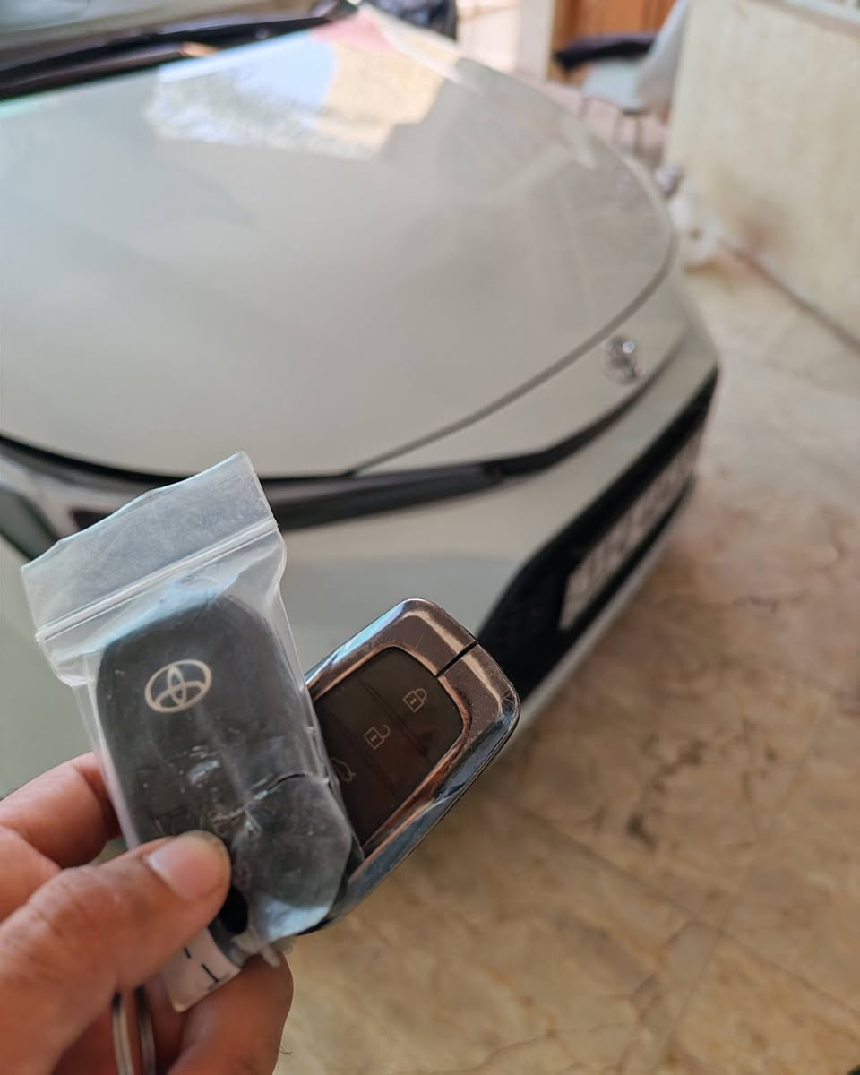 كورلا بلاك ادشن s  موديل 25
مكفوله كفاله عامه لون صدفي بسمي 

هايبرد ماشيه 20الف كيلو 

 دواخل لونين ويل رياضي اسود بلادي

 يدات بلادي جناح بلادي 
سعر ١٥٥ وبيه مجال

***********

مكاني ناصريه
