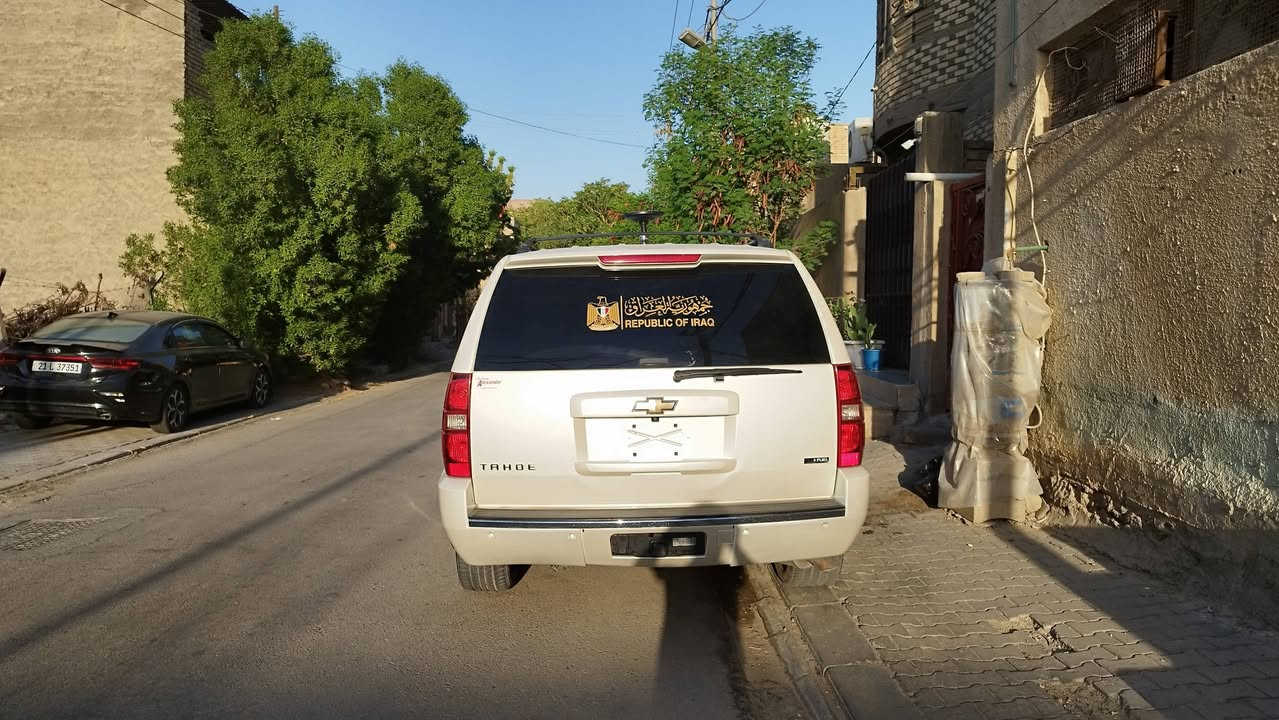 اللهم صل على محمد وال محمد تاهو موديل 2009 LTZ فول كشنات ملكية فتحة بالسقف باب الجنطة الخلفية كهربائية شفط كركوك سنوية وملصق وارقام حديد السيارة جاهزة غاز بانزين زوج تايرات أمامية جدد المكينة والكير والتبريد والاكسل مكفولات حادثها جاملغ الامامي صوب السائق السيارة مامدفوع الكمرك مالتها السيارة لا يوجد عليها إشارة حجز أو ضبط أو حجز احتياطي وين ماتريد تسافر بيها  السعر المطلوب اخو البلاش  130ورقه وبيها مجال الاتصال ع الرقم ***********  مكان السيارة في النجف الاشرف والله يرزق الجميع
