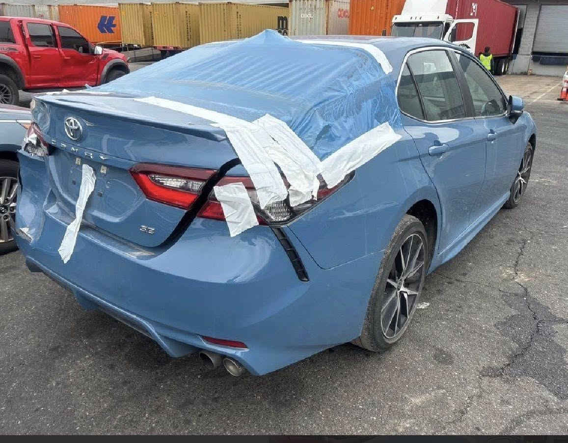 للبيع 
كامري se 2024 
مده الوصول 8 ايام 1/29 
السياره تدخل بنضام كتاب الشهداء او شمالي لليحب يدخلهه بليعجبه 
عنوان المكتب كربلاء سيف سعد 
للاتصال ***********
السعر 175
