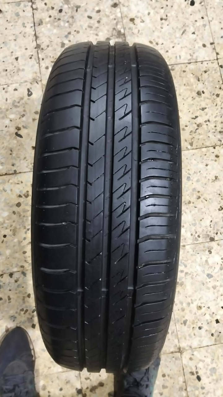 بعد ازن الادمن طقم كاوتش في حاله الزيرو
لوفن مهجري مقاس 195/65/15
3فرده يعتبر ملحق 2025
وفرده ملحق 2024
للتواصل 01122528097


**إذا كنت صاحب هذا الإعلان وتريد حذفه لأي سبب، رجاءا أرسل رسالة إلى الدعم الفني**