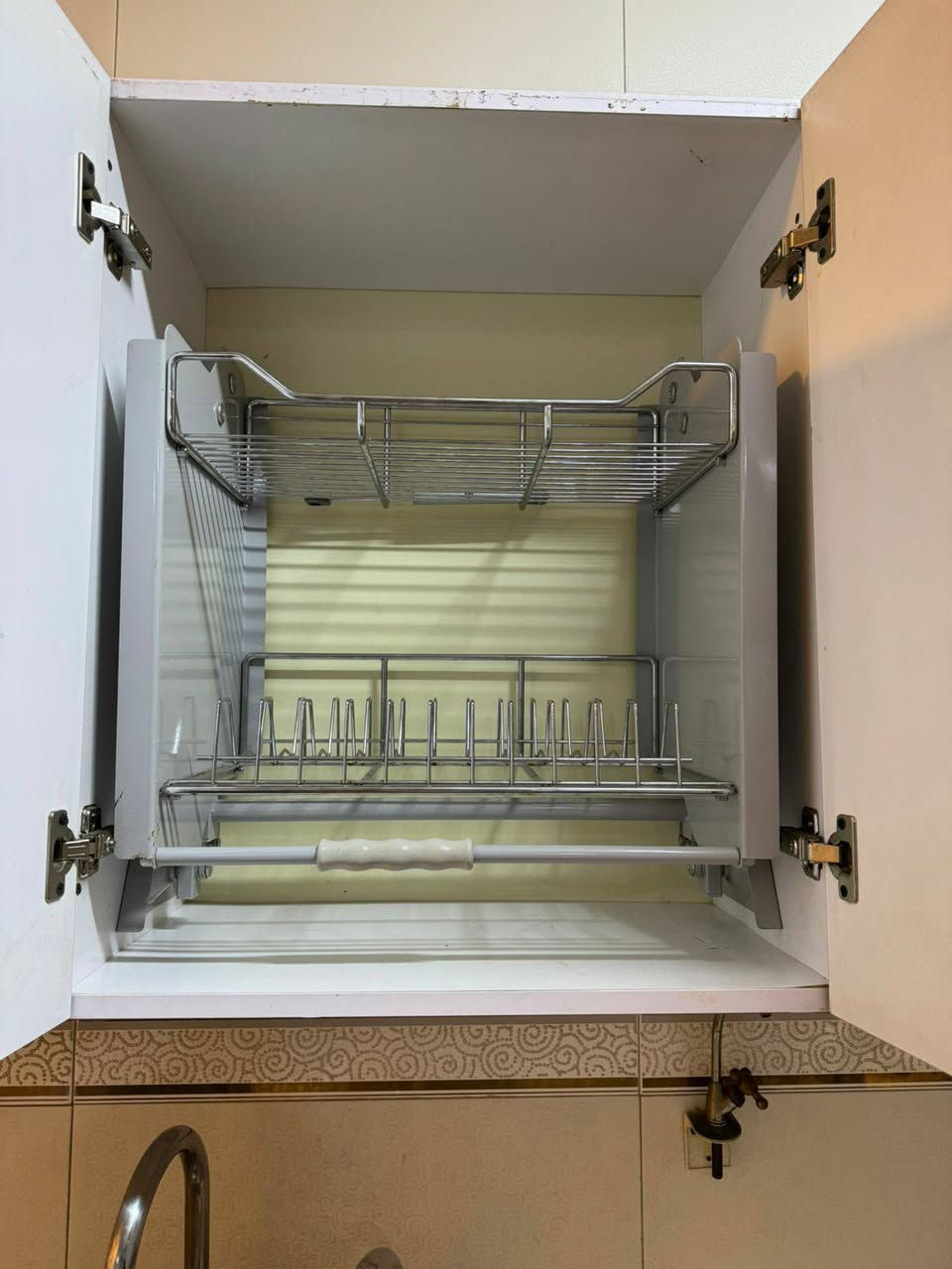 سلام عليكم اخوان ، كاونتر للبيع نظيف ، خالي من العيوب ، كوارتز طبيعي ،، للبيع حي الخضراء قرب جامع الشهيدين
***********
