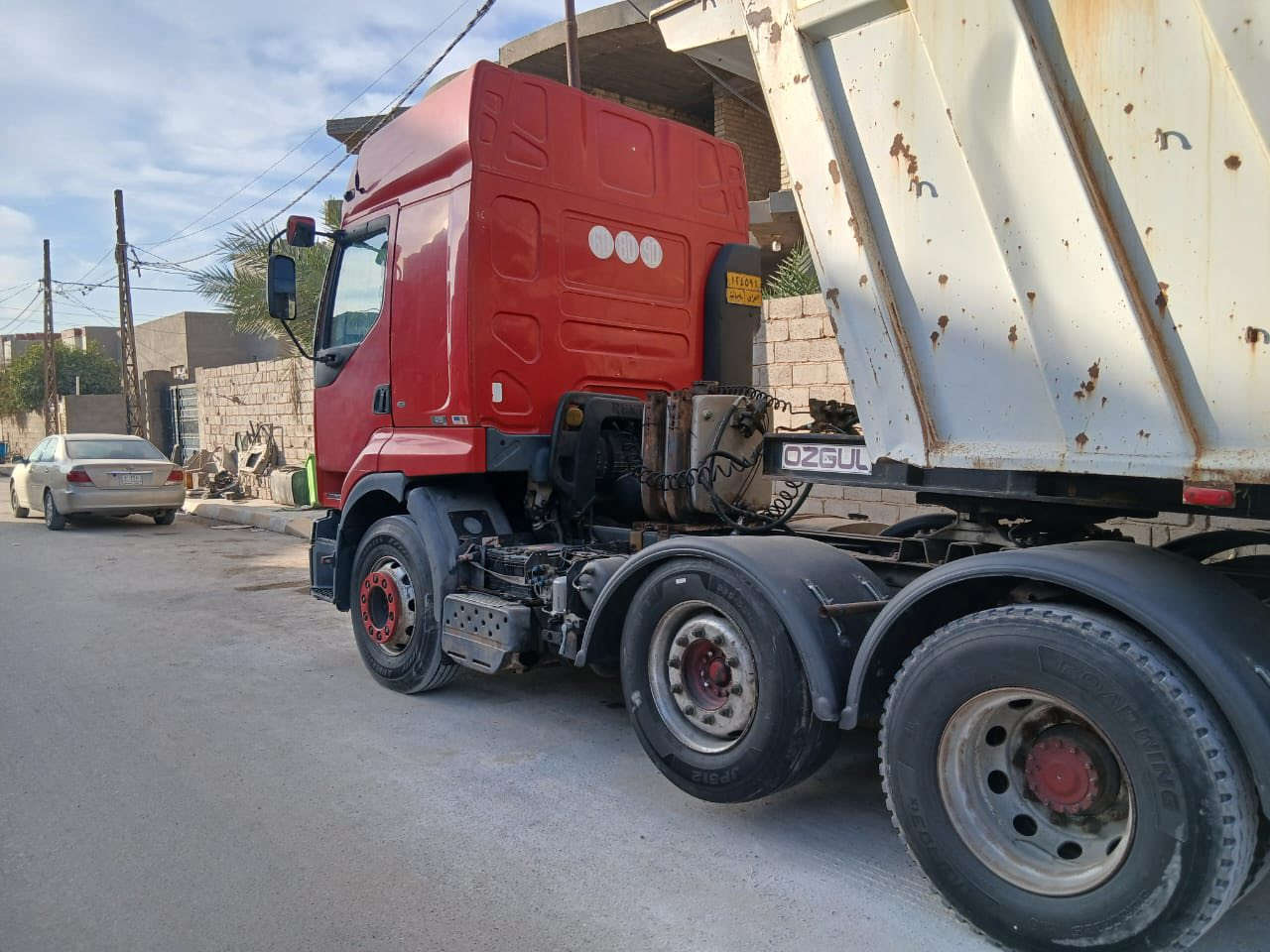 رينو ٢٠٠٥ محرك ٤٢٠ انجكتر كير ٤ ب٤ مربوطه فلات العربانه موجوده مالته سنويه منتهيه ٢٠٢٠ تحويل كفاله عامه عربانه ٣١ متر تركيه تخم تاير السياره بالشغل العنوان فلوجه السعر 290 وبيها مجال للأستفسار اتصل ***********
