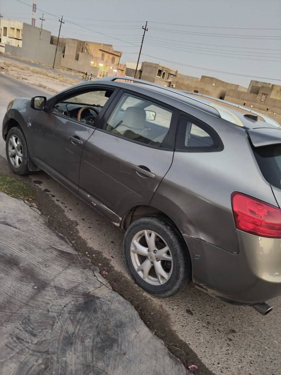 روج 2008 محرك 2500
تبريد ثلج شرط كير ومحرك وتحويل
بيها بنيد جارد وشخوط فقط
للبيع سعر 65  
تفاصيل قضاء الدور
***********
