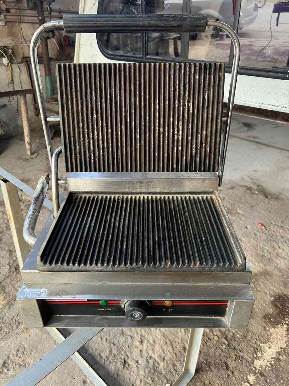 سلام عليكم كابسه صاج للبيع بغداد لأمين ثانيه ***********
