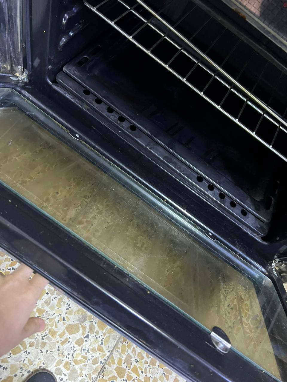 للبيع طباخ فريش مصري 5عيون  شرط نضيف وشغال مكانه حي ميسان للاستفار وتساب *********** مكلف
