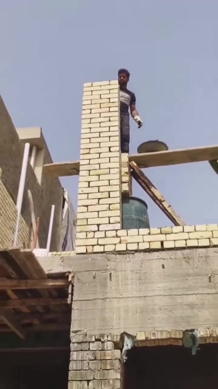 الخلفه علاوي الزهيري عنوان بغداد مدينة الصدر
***********
