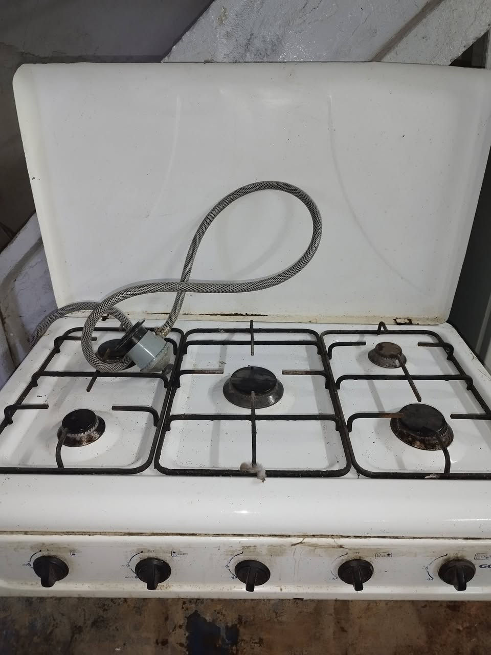 سلام عليكم سخان جديد غير مستعمل حجم وسط سعر 55الف 
غساله ملابس مل الطفال تنشيف وغسل 35الف
طباخ شرط نضيف كامل 20الف هاذا رقمي ***********
