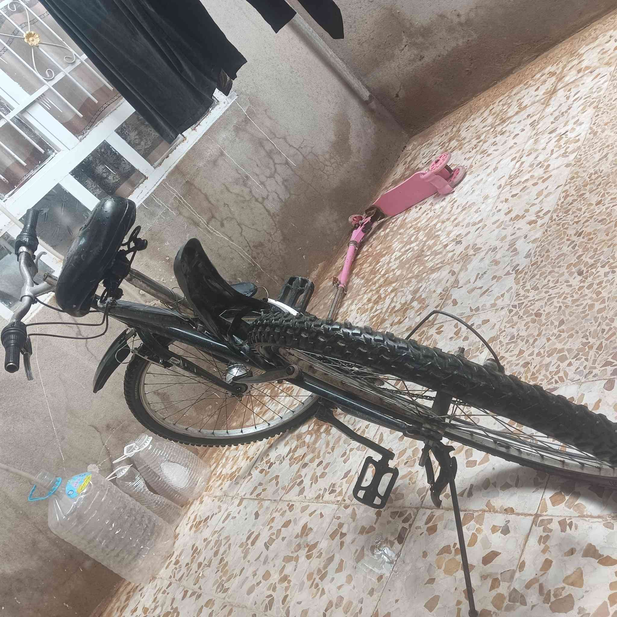 بايسكل للبيع السعر 40 نضيف كلشي مابي بس ملعب بل تاير الورا


**إذا كنت صاحب هذا الإعلان وتريد حذفه لأي سبب، رجاءا أرسل رسالة إلى الدعم الفني**