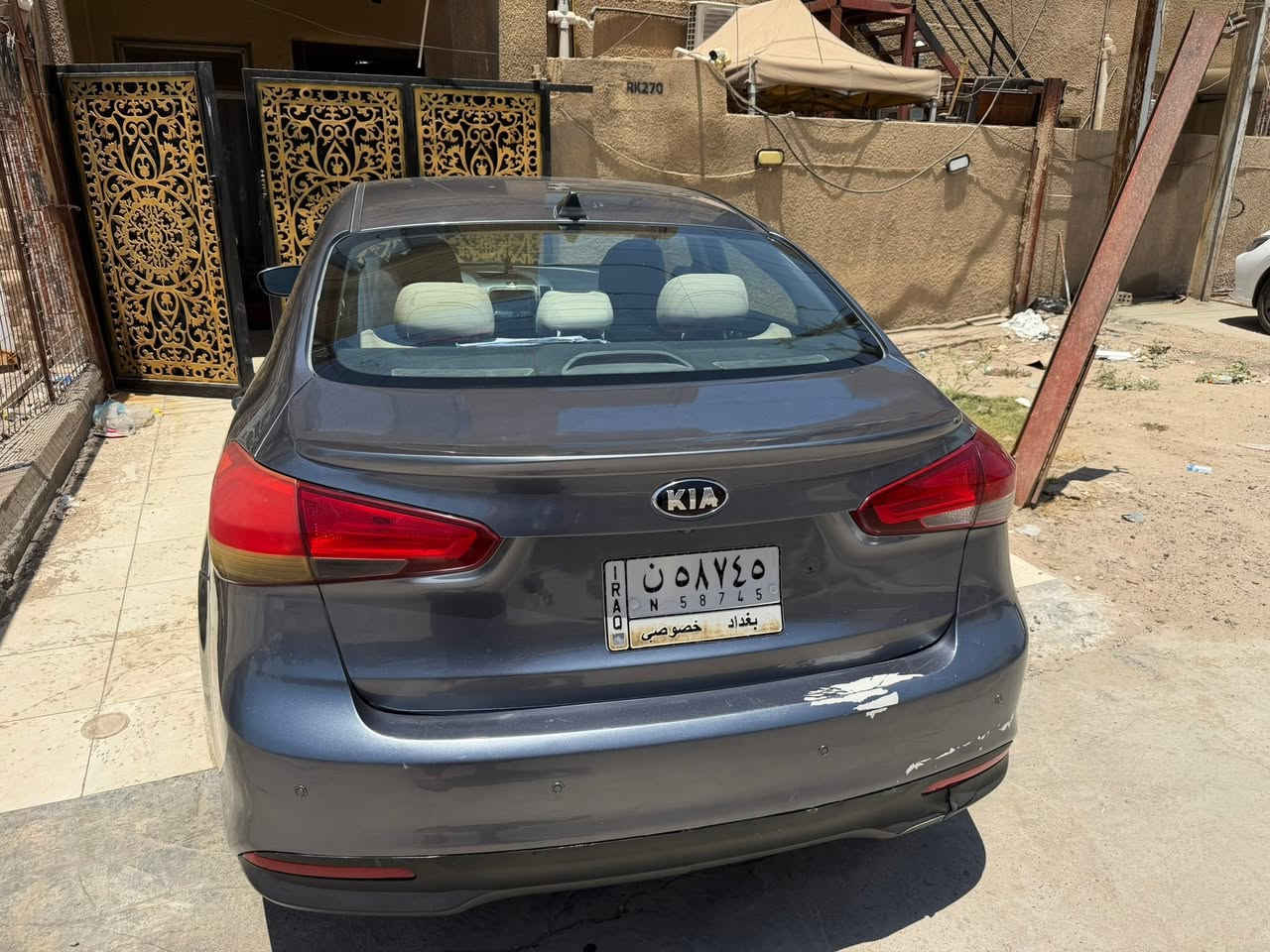كيا فورتي ٢٠١٨ 
وارد امريكي ضررها جاملغ خلف السائق
ماشيه ٨٥ الف
مكان بغداد 
السعر ١٢،٠٠٠$
للتواصل ***********
