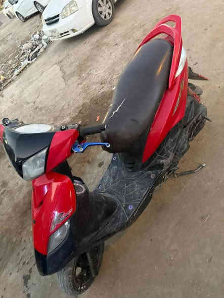 ماكس ثعلب لبيع دراجه حلوه كفراته بلادي محرك مال حاويه مبدل اله ***********
