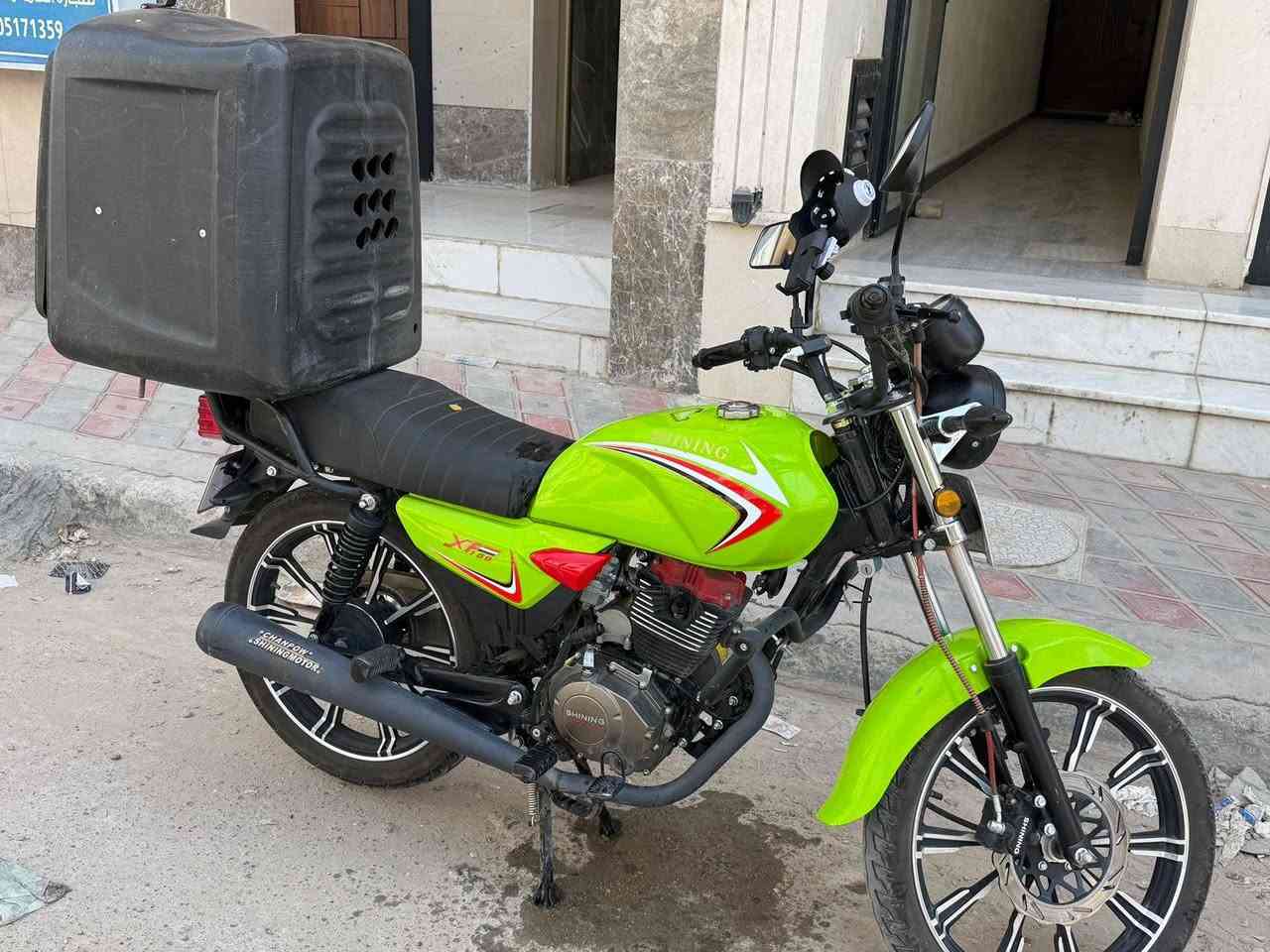 دراجه شاينك موديل 23 لون اخظر ماشيه 3الف كيلو رمبه ترقيم جديد سعرها 2200الف وبيها مجال قليل ولون سمائي ماشيه 16الف سعرها 1800وبيها مجال لاتصال *********** او ***********
